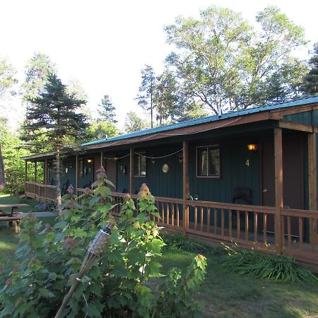 Best Bear Lodge & Campground Irons Экстерьер фото