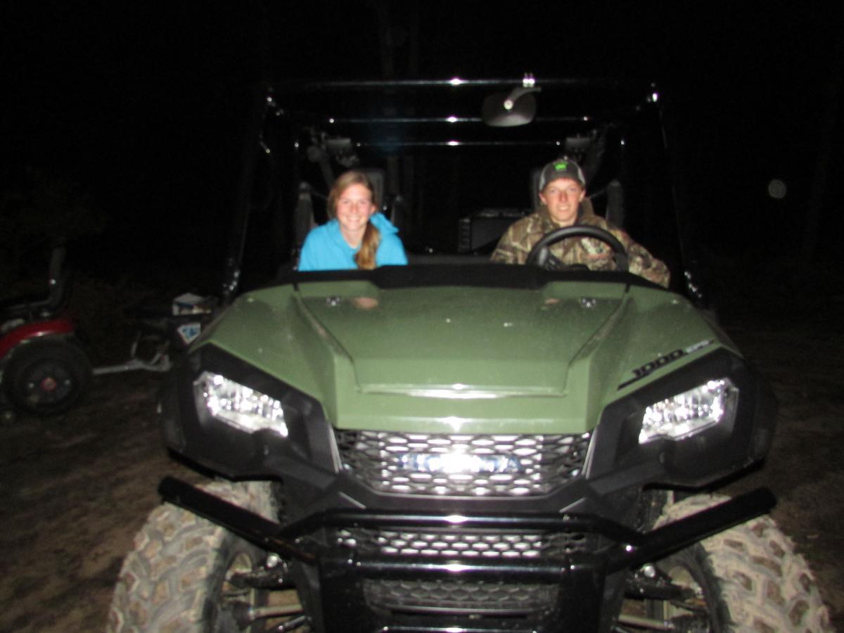Best Bear Lodge & Campground Irons Экстерьер фото